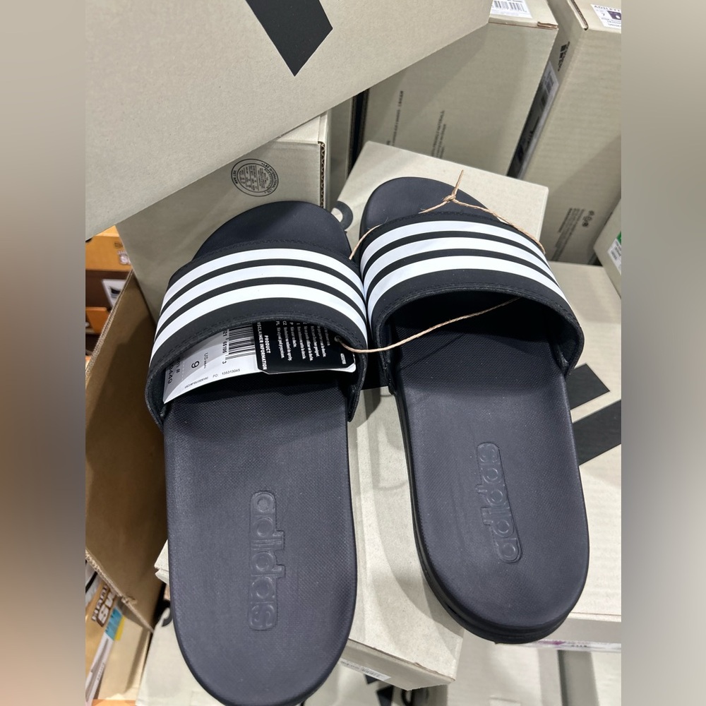 ADIDAS ADILETTE COMFORT SLIDES SLIDE SANDALS unisex black